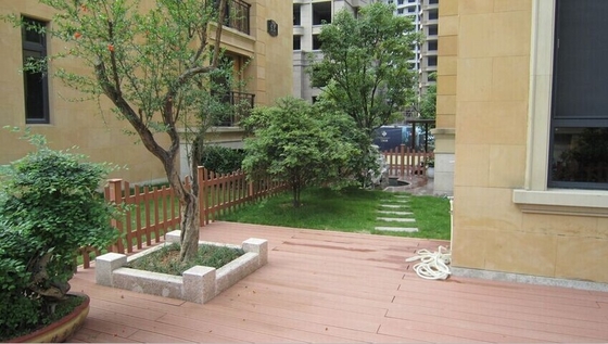 Pemesanan WPC Komposit Decking Kayu Plastik Komposit Decking Mothproof