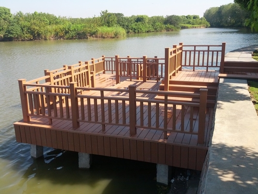 Ketahanan Tinggi WPC Solid Decking 8 Warna Standar Mudah Dipasang