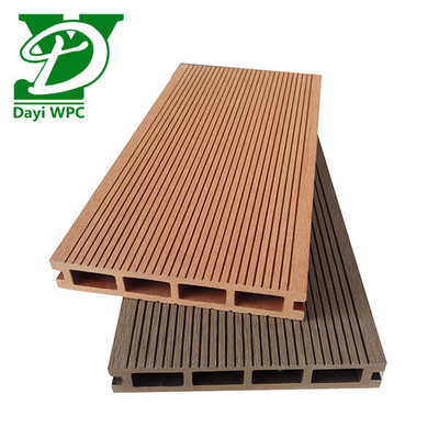 Kekuatan tinggi WPC lantai Decking Untuk Ruang Luar Modern tahan aus