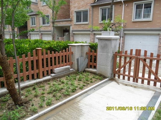 Fencing Komposit WPC Luar Ruangan Desain Custom Warna Untuk Taman / Yard
